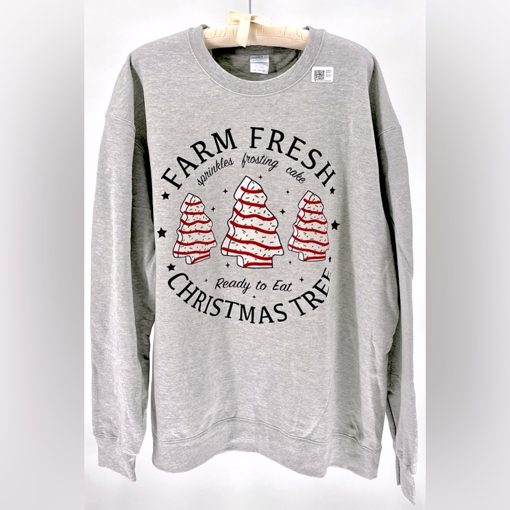 NWT Farm Fresh Christmas Tree Tree Cakes Crew Neck Sweatshirt